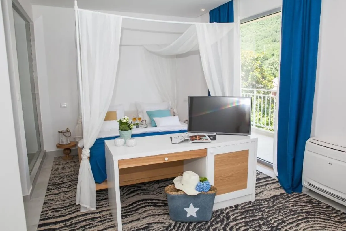 Hotel Blanche gallery image 16